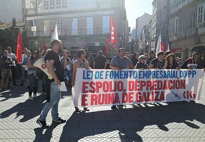 17-10-03 ConcentracionLeiFomentoEmpresarialPontevedra02.jpeg